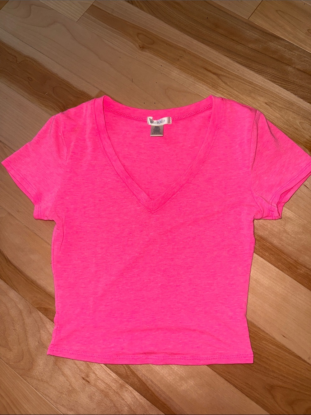 Pink V-Neck Crop Women's Tee Bozzolo S